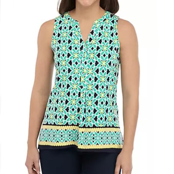 Crown &‎ Ivy | Essential Core Peasant Top | Henley Tank - Picture 1 of 13
